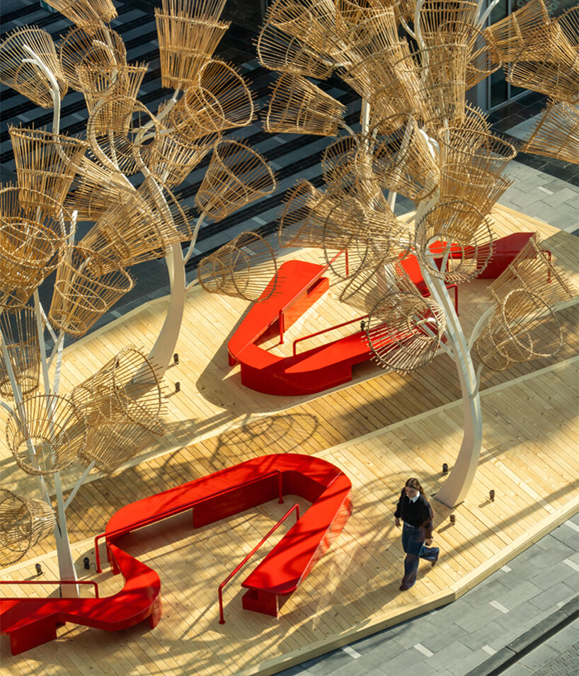 Más de 30 instalaciones a gran escala forman un paisaje creativo durante la Semana del Diseño de Dubái 2025