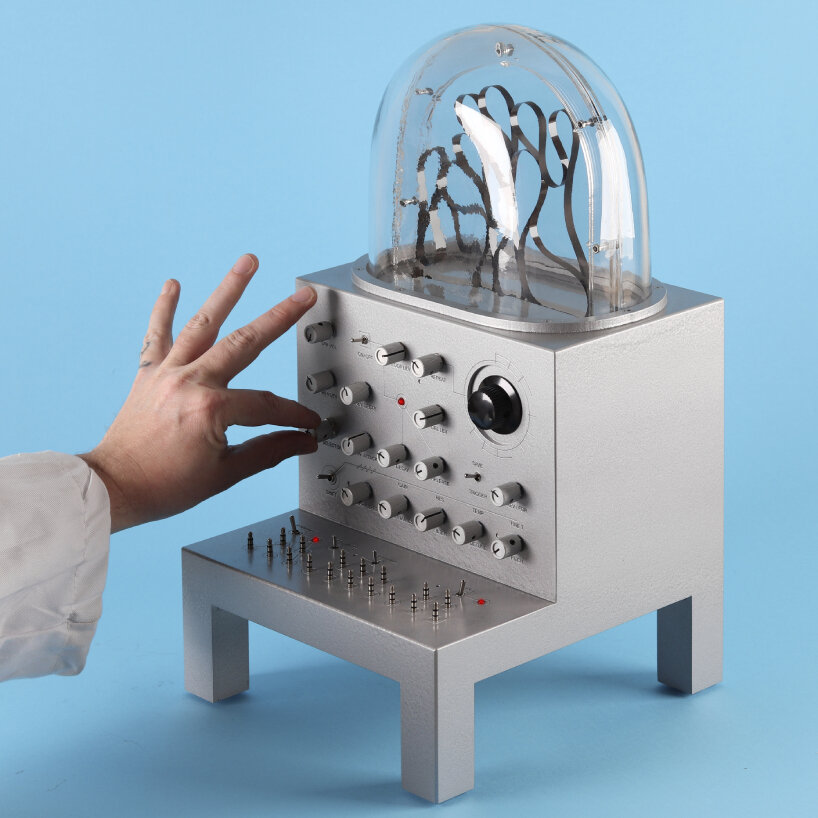 guitar ferrofluid biodata synthesizer