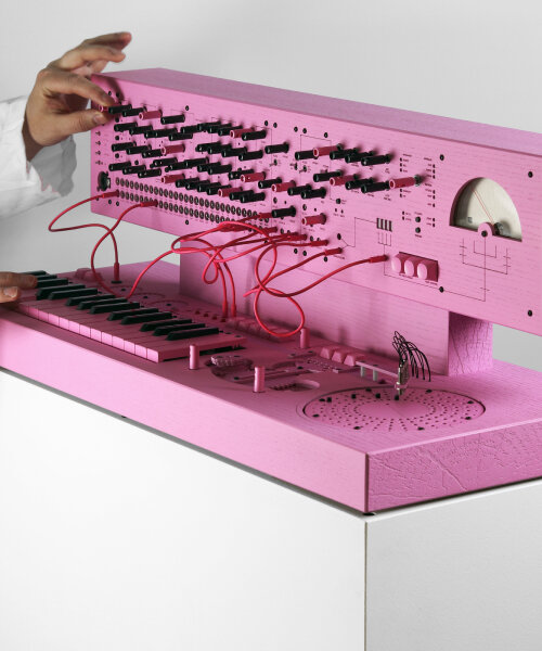 guitar with ferrofluid, pink noise machine & biodata synth make up love hultén’s second book