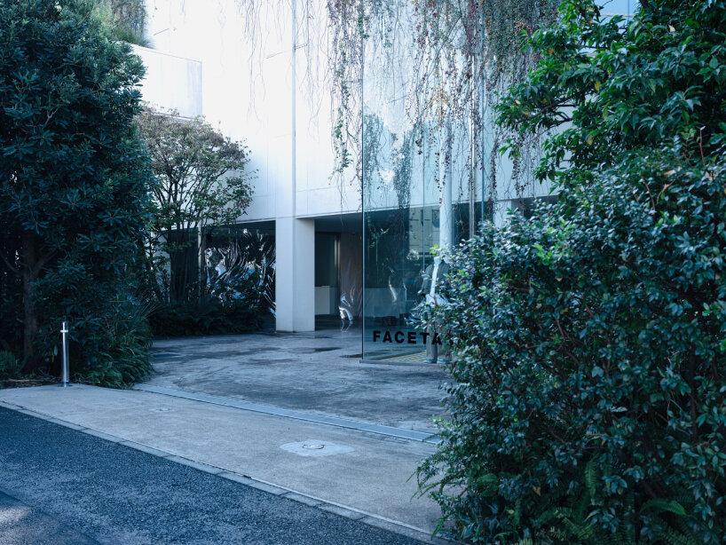 vidrio acrílico invisible awtbar