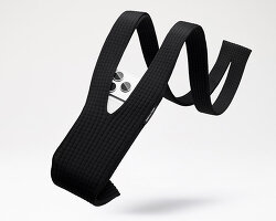 issey miyake & apple craft 3D-knitted 'iPhone pocket' as a wearable way to carry your device