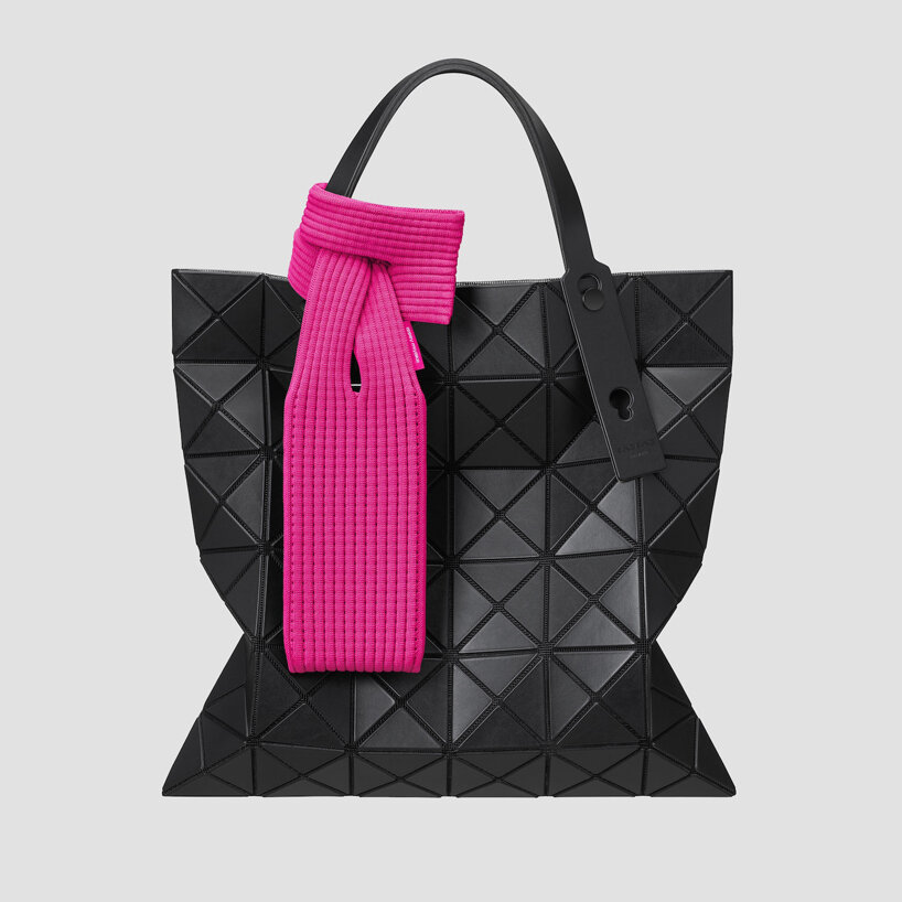issey miyake and apple craft 3D-knitted pocket as wearable way to carry your iPhone
