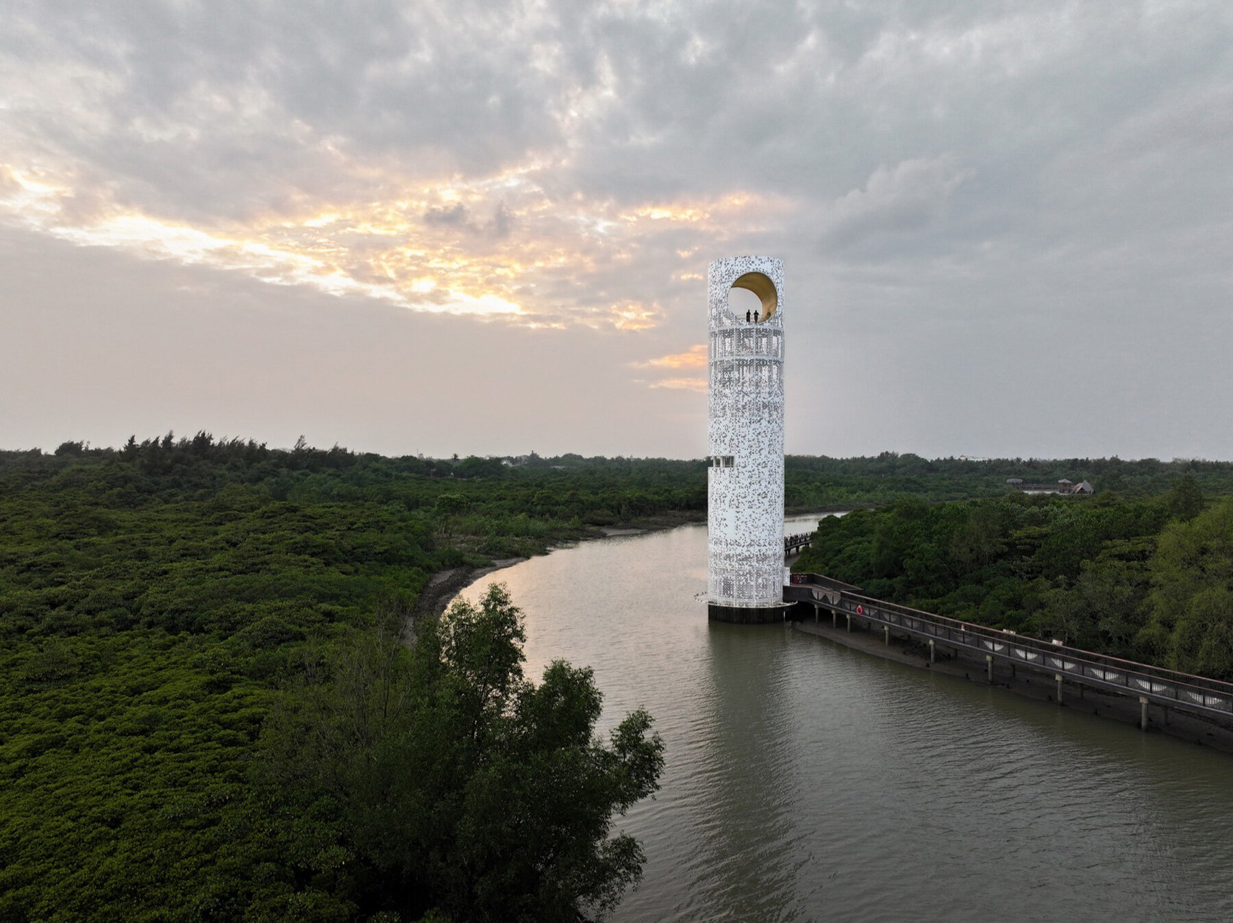lunar-observation-tower-dongzhai-harbor-mangrove-natural-reserve-area-architectural-design-research-institute-scut-designboom-06a