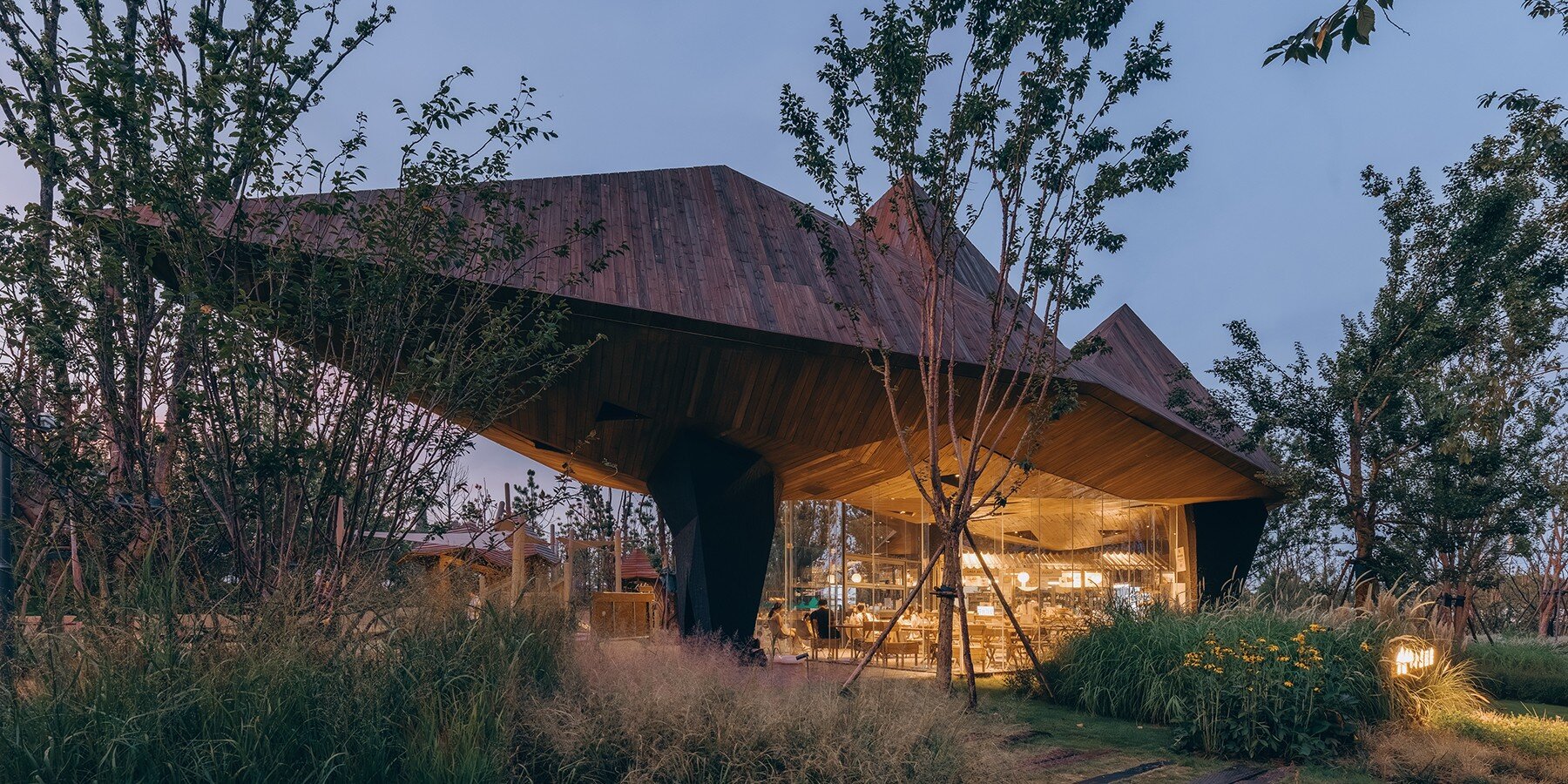 luxeisland-restaurant-dl-atelier-wuhan-china-designboom-1800-4