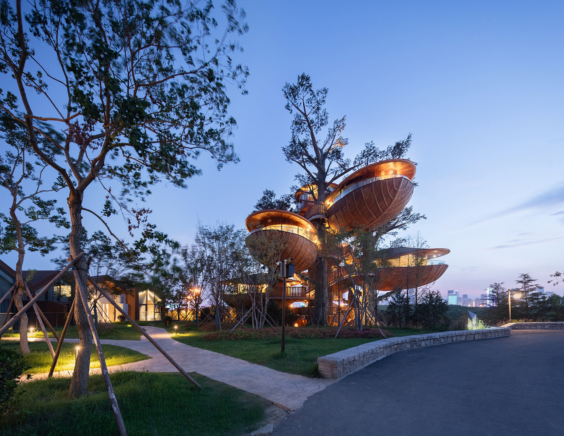 modular-forest-nests-doarchiwow-model-prefabricated-eco-resorts-china-designboom-large01