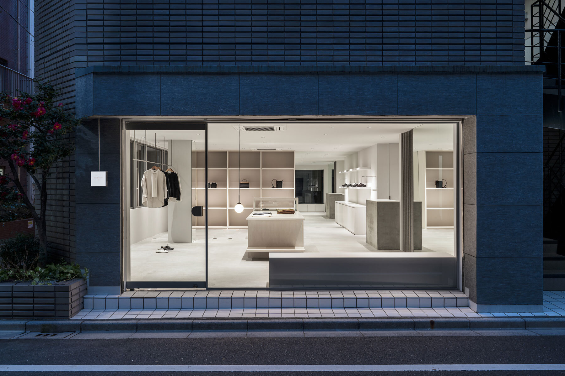 nude-design-weekender-shop-andel-women-apparel-store-tokyo-designboom-1800-4