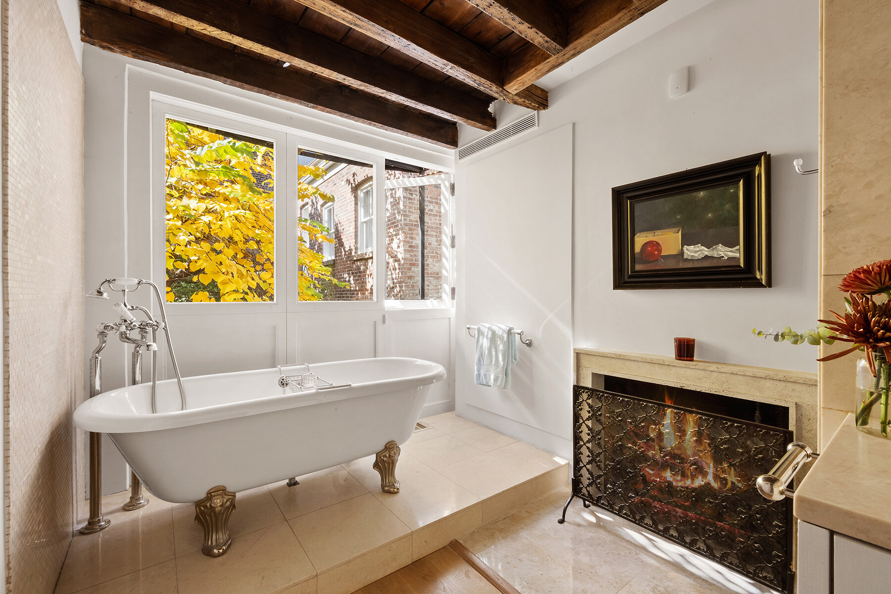 nyc-narrowest-townhouse-75-bedford-street-glasser-designboom-06a