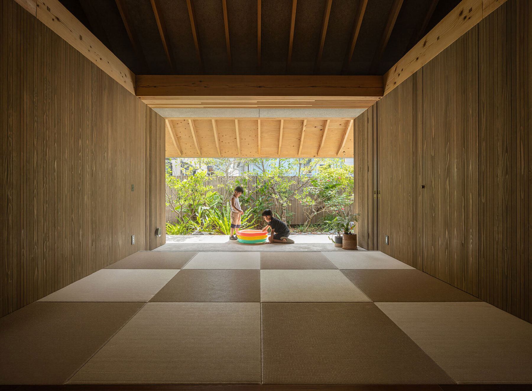 off-grid-house-sakai-architects-amami-island-japan-designboom-1800-3