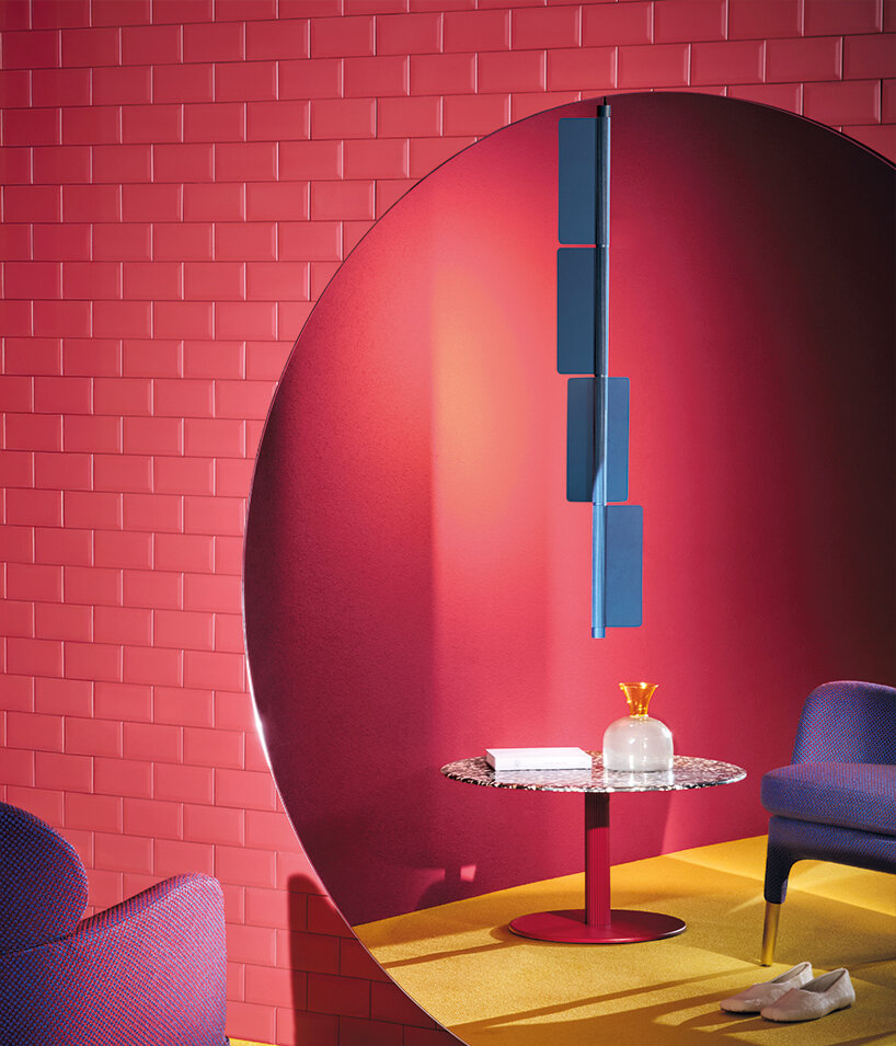 yusuke kawai transforma las tejas japonesas en la iluminación modular 'kawara' de pedrali