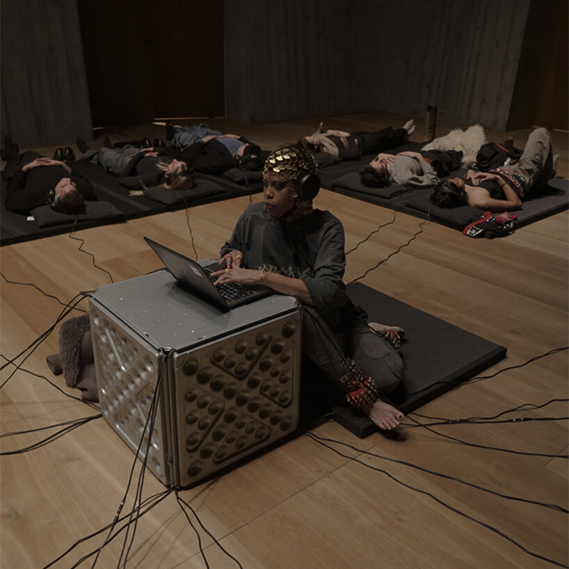 erykah badu performs exclusive sound meditation inside berlin's thatched reethaus temple