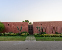 santiago bertotti designs monolithic 'casa BP' to frame elongated views of argentina