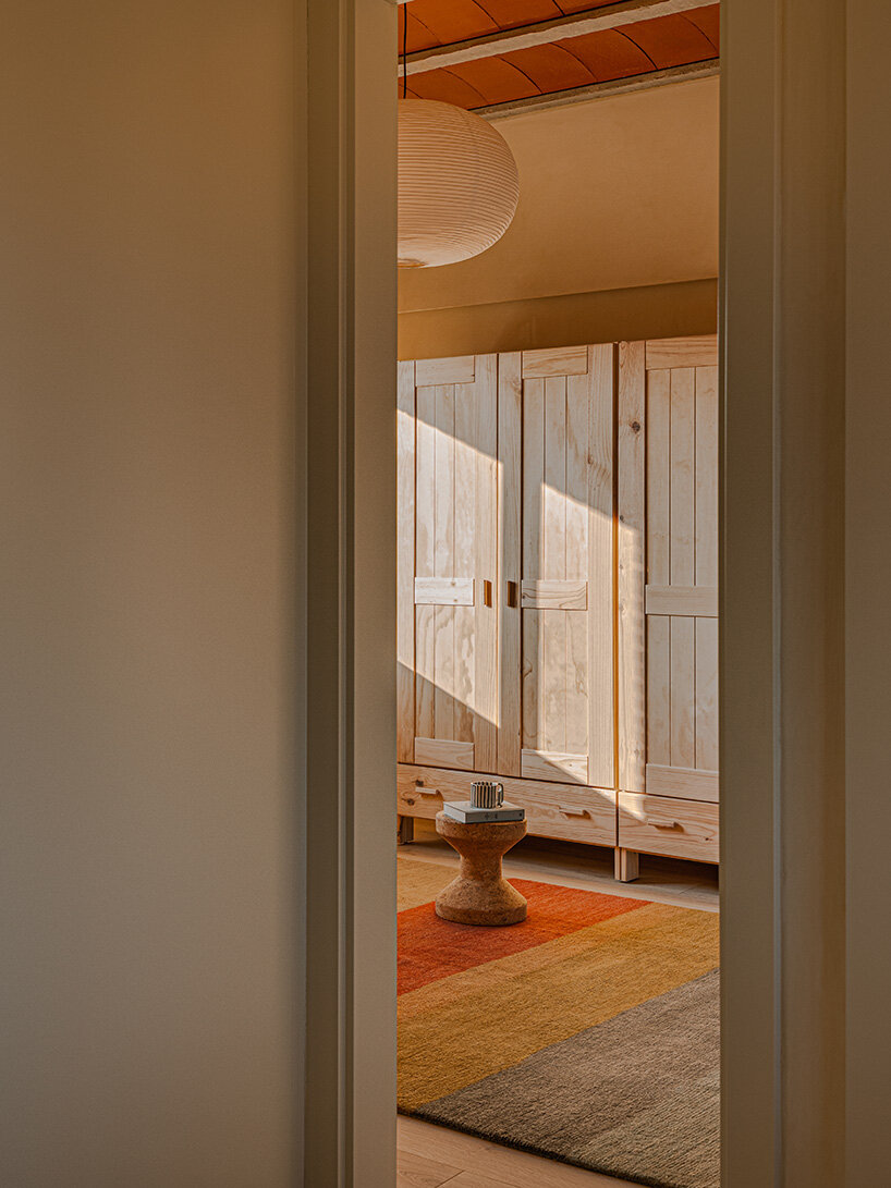 SIGLA studio organizes brick residence around two 'lungs' of light in spain