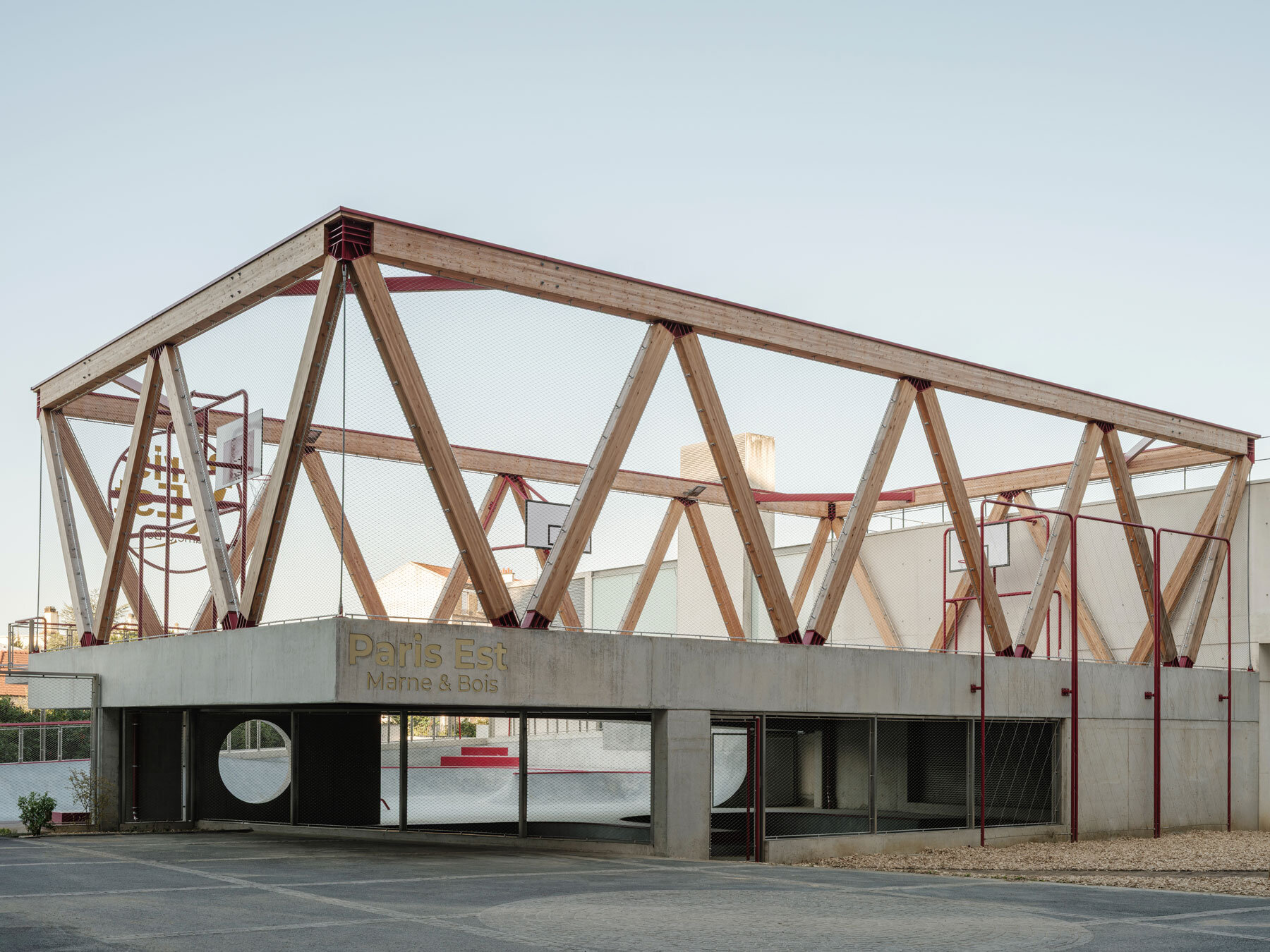 skate-park-streetball-court-alice-milliat-vincennes-france-bureau-forme-designboom-1800-6