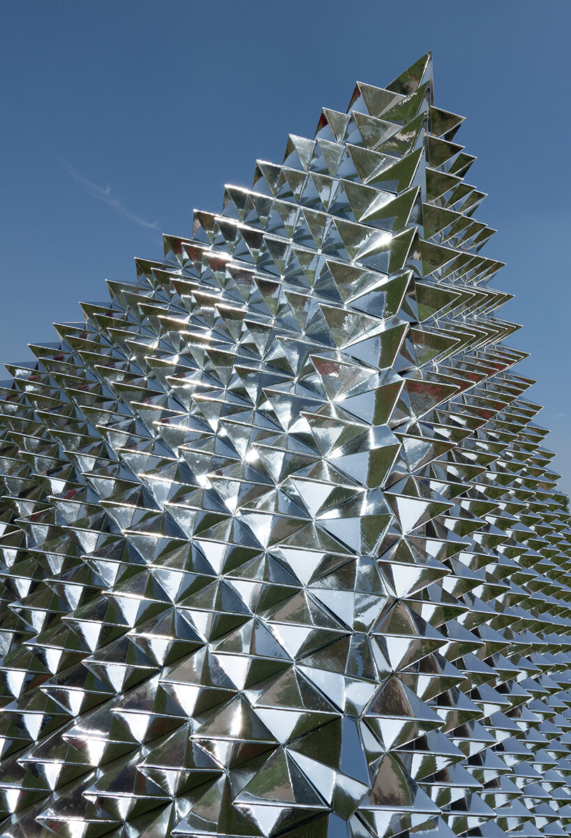 refractive acoustic prism ecotonos by slalom & una/unless debuts in milan with hidden hive