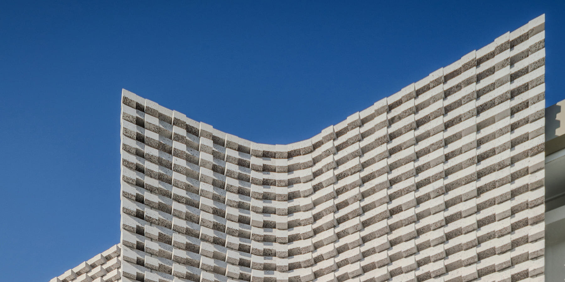 teresformasi-6ix-design-office-renovation-1980s-terrace-house-designboom-1800-2