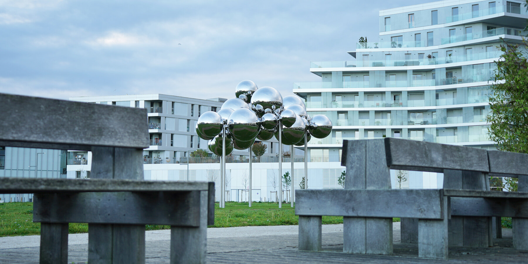 vincent-leroy-molecular-cloud-normandy-designboom-1800-2