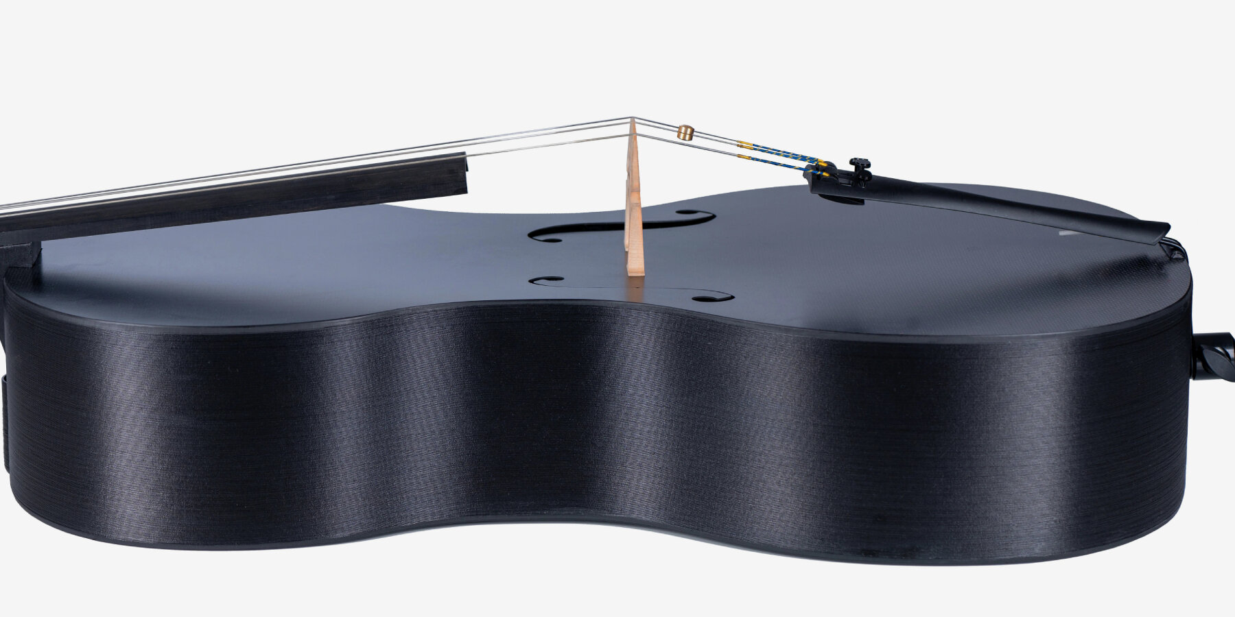 3D-printed-violin-cello-carbon-fiber-wood-forte3D-designboom-ban2