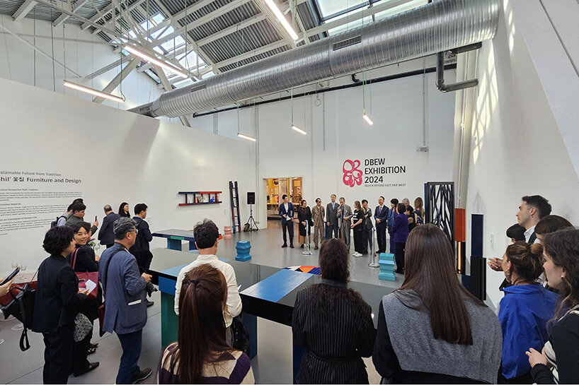 DBEW award honors collaborative journey of mutual learning between educators & students