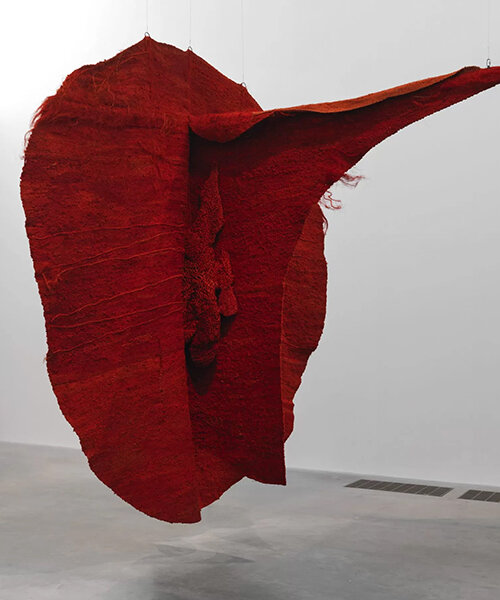Magdalena Abakanowicz: The Thread of Existence