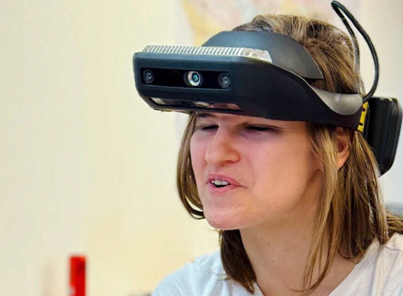 users feel a 'pull' on their forehead using vibrations