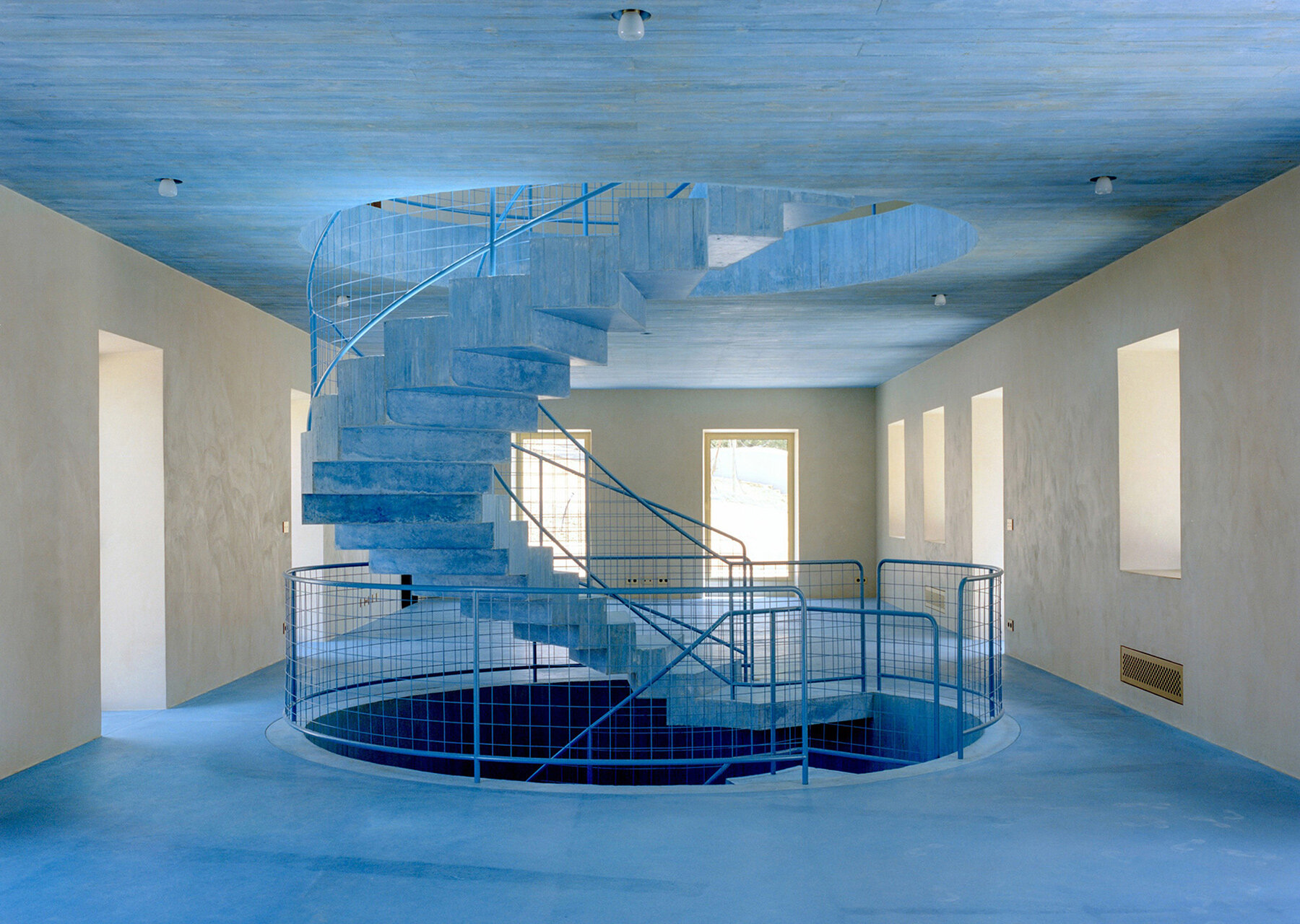 big-top-10-private-houses-2025-designboom-08a