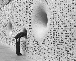 bodybuilding photobook captures strangely familiar sequences in melbourne’s streets