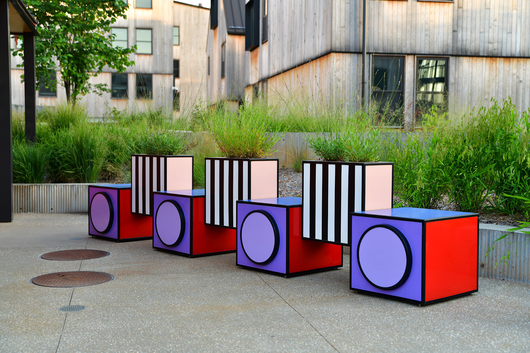camille-walala-color-pattern-culptural-benches-bentonville-arkansas-justkids-designboom-large03