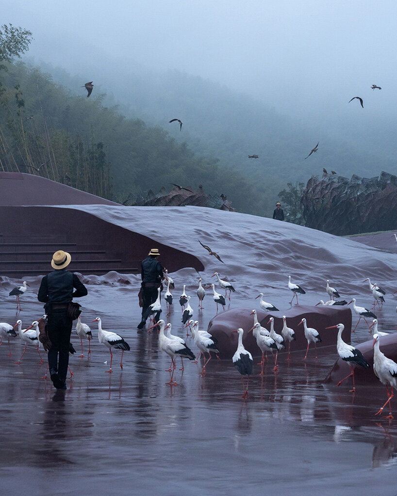 GOA crafts an open-air theater in china where birds and humans share the same stage