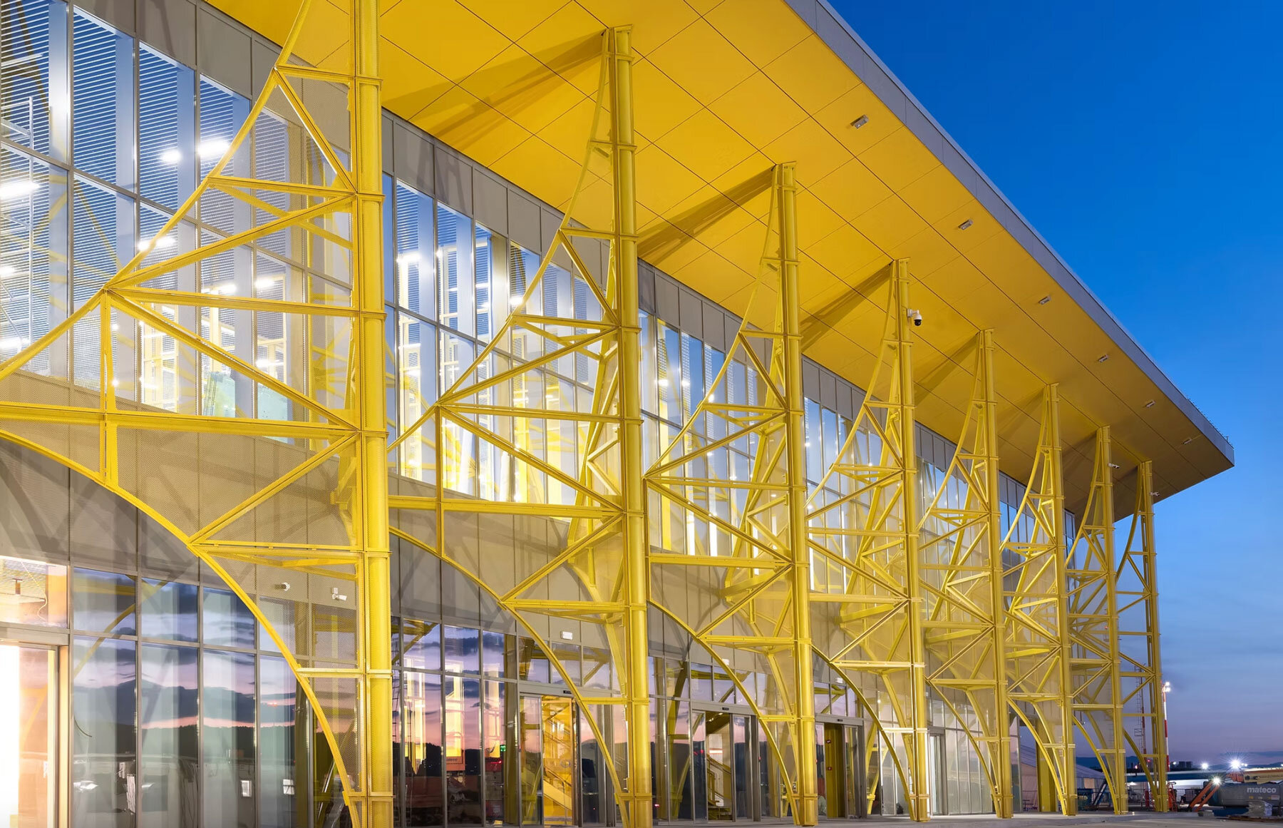 ground-studio-de-arhitectura-north-side-departures-extension-avram-iancu-international-airport-cluj-napoca-romania-designboom-1800-6