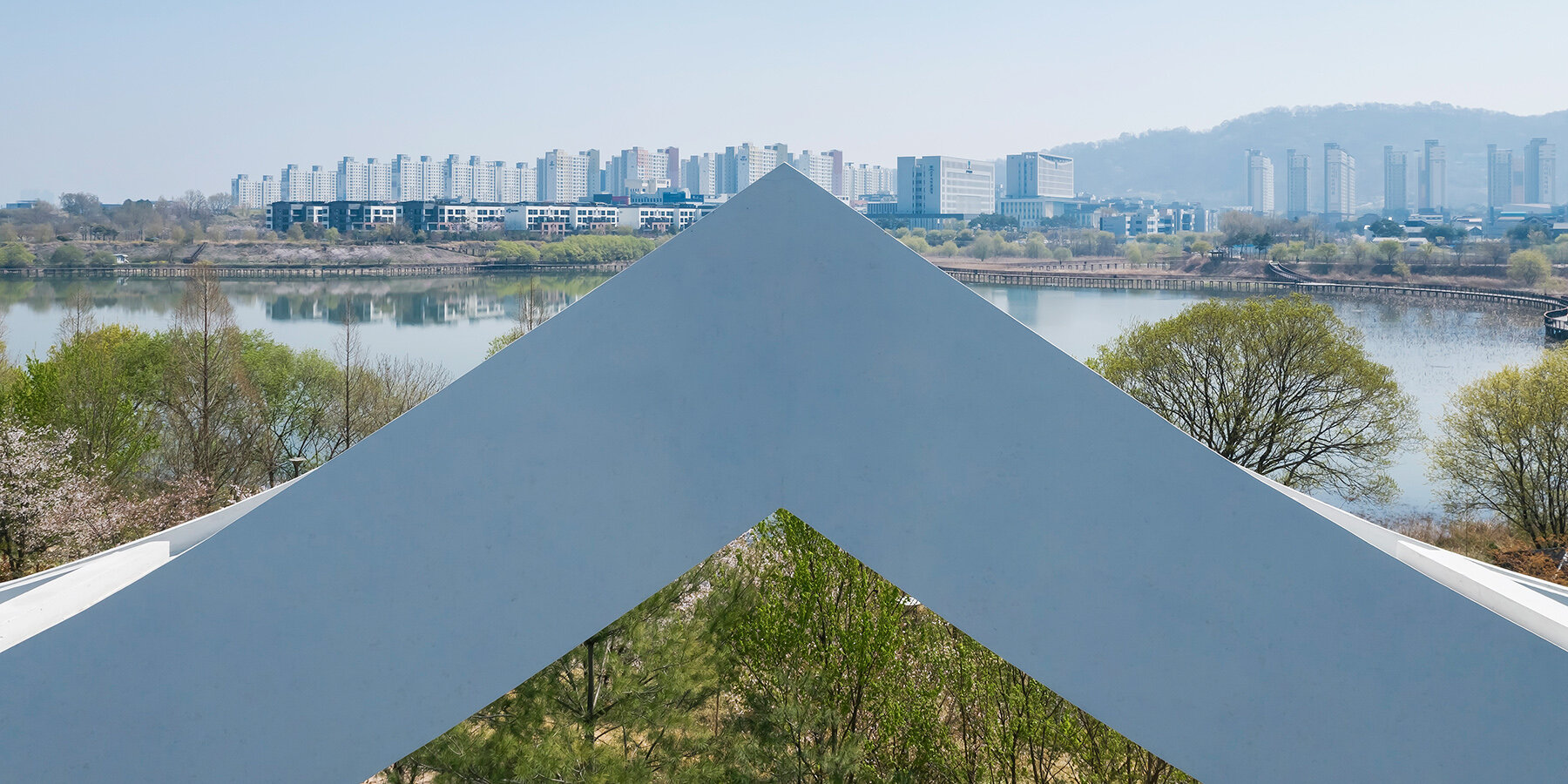 ho-un-lakeside-residence-iroje-khm-architects-jeonju-south-korea-designboom-1800-1