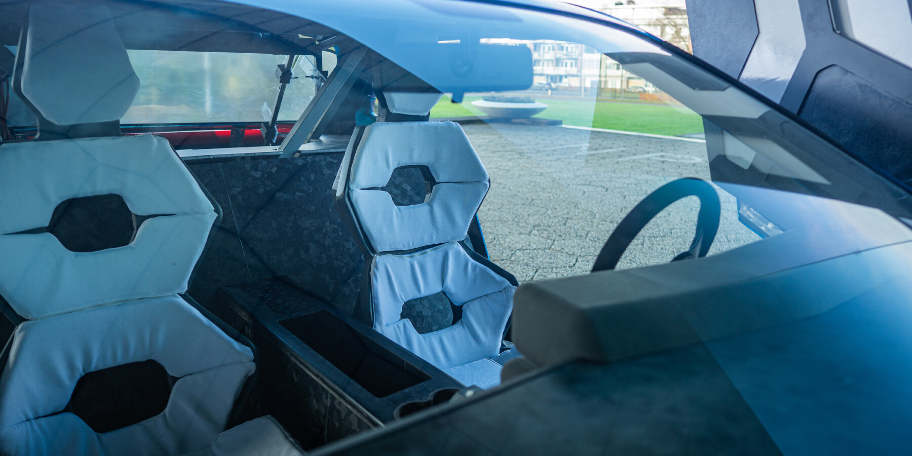 modular-electric-city-car-repair-yourself-ARIA-TU_e-students-designboom--ban2