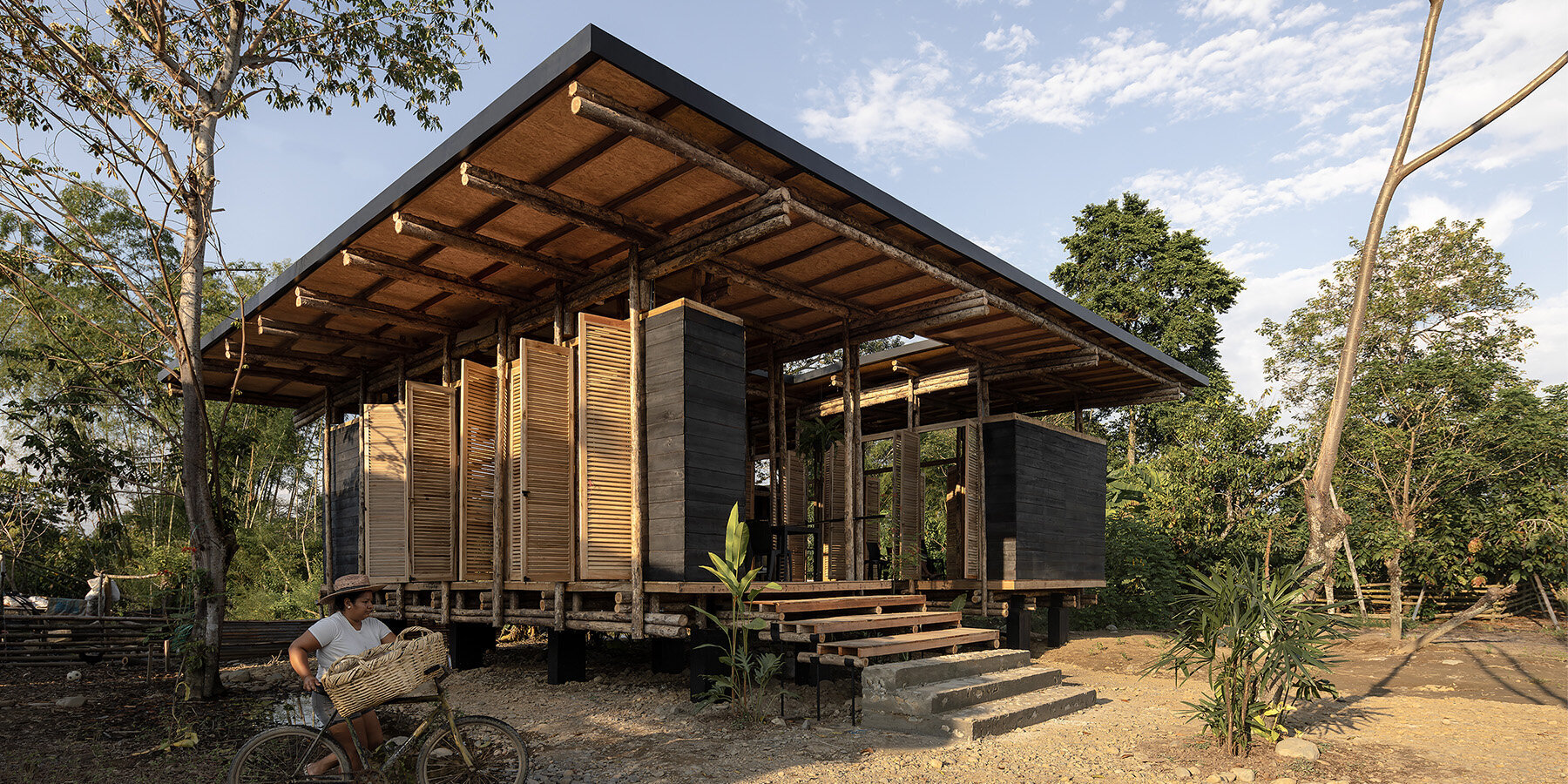 permeable-teak-structure-natura-futura-bread-making-learning-ecuador-designboom-1800