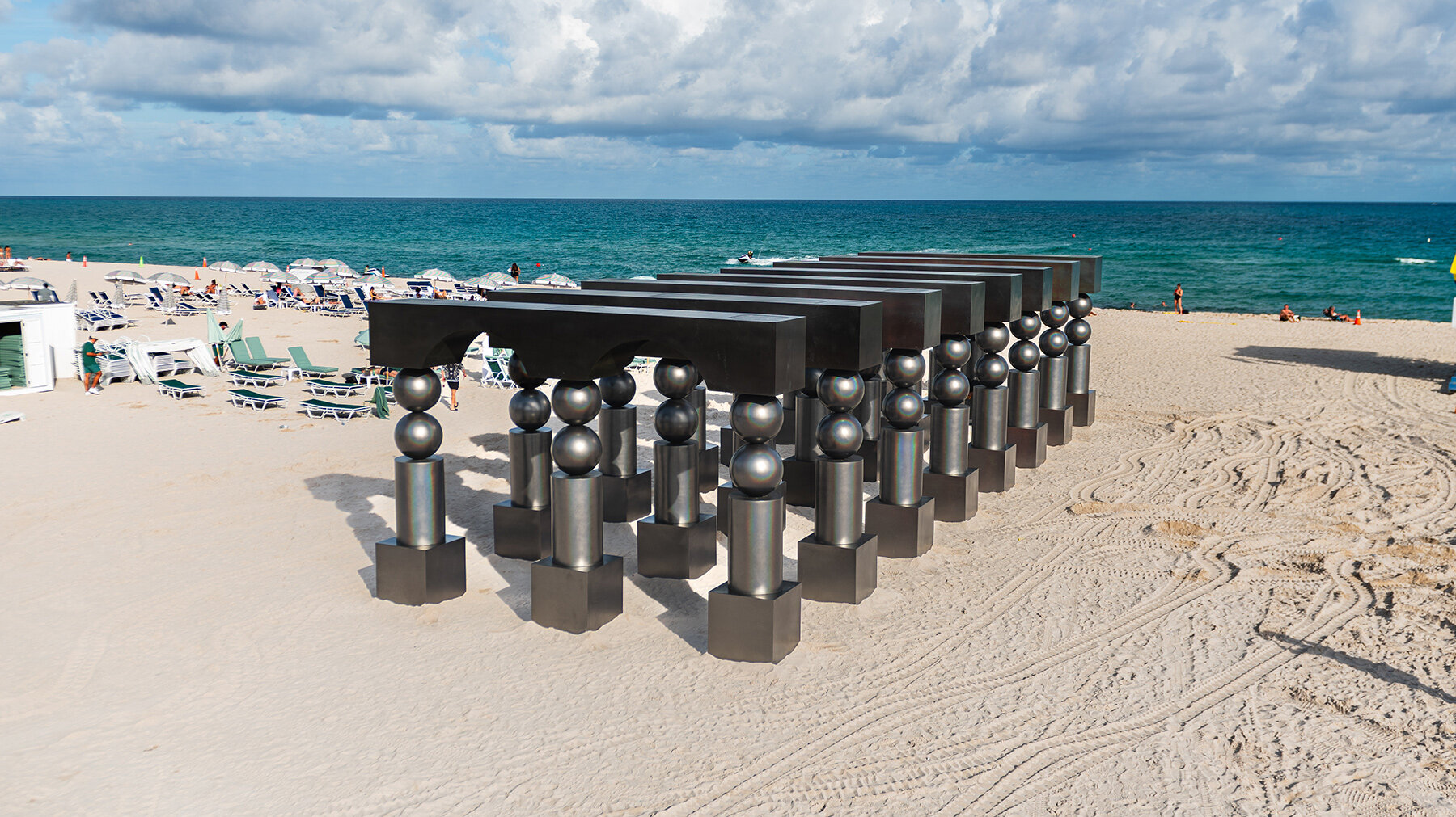 pilar-zeta-observer-effect-miami-art-week-designboom-06a