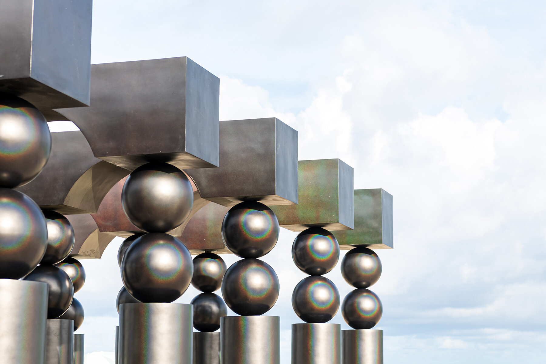 pilar-zeta-observer-effect-miami-art-week-designboom-08a