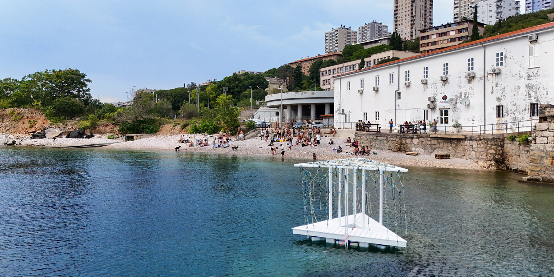 plivatri-floating-triangular-pavilion-rijeka-croatia-workshop-designboom-1800-2