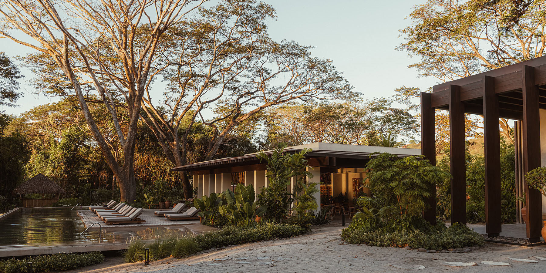 qbo3-arquitectos-modular-pavilion-papagayo-costa-rica-pacific-designboom01
