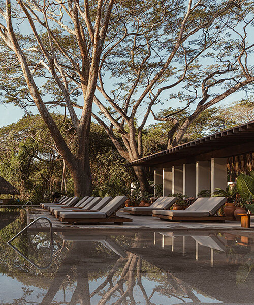 QBO3 arquitectos design modular pavilion embracing costa rica's pacific coast