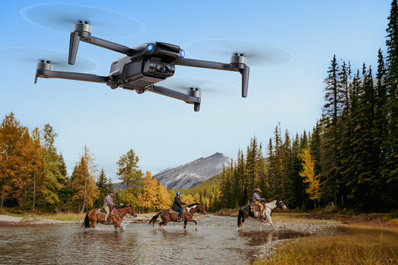 screen remote controller ruko U11MINI 4K (RC3) flies high with phone-free photography