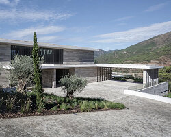 ARK architects build bio-villa in southern spain from unprocessed materials