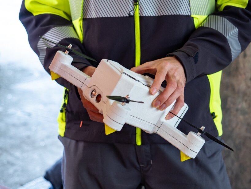 flying machine firedrone