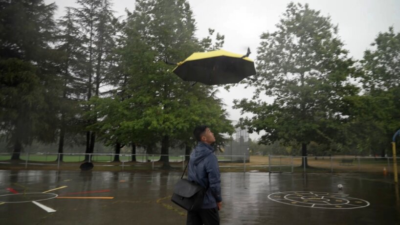 autonomous flying umbrella