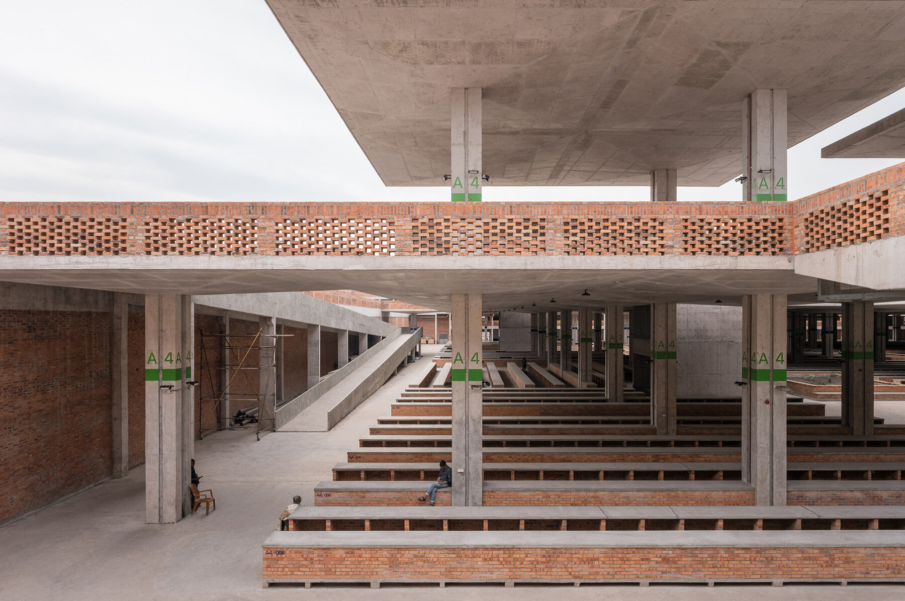 concrete-canopies-porous-brick-walls-central-market-redevelopment-kinshasa-congo-think-tank-designboom-large01