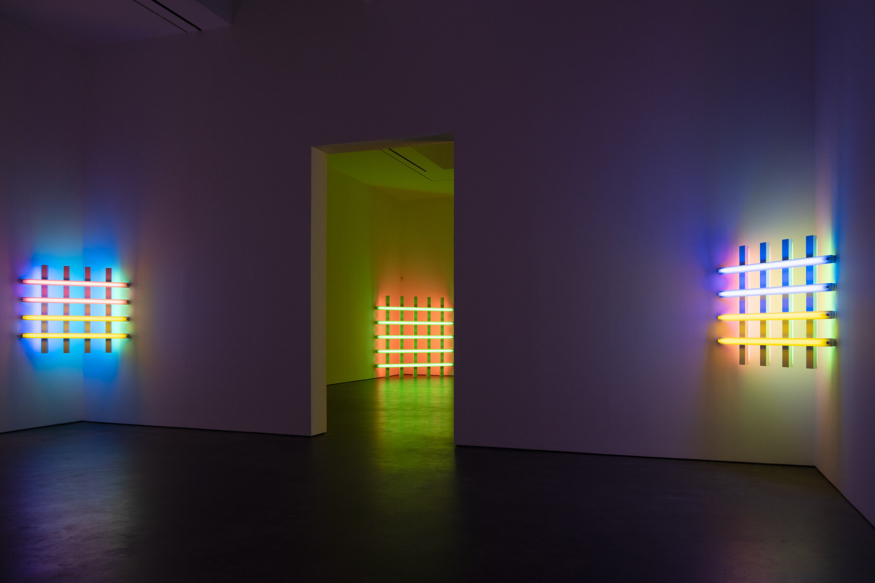 dan-flavin-grids-zwirner-gallery-new-york-designboom-06a