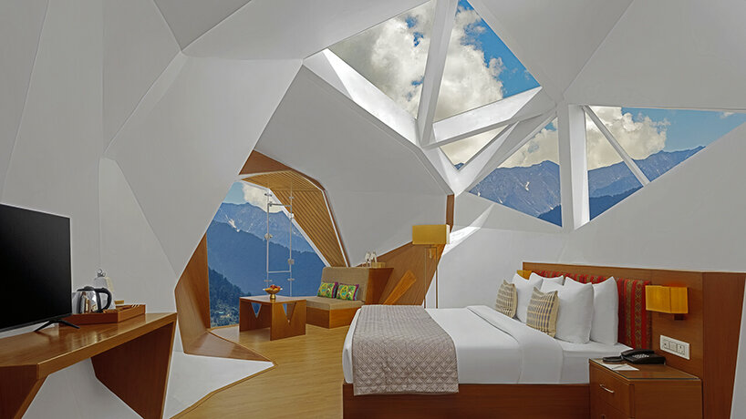 eila by MOFA studio realizes biomorphic art retreat in india through fluid architecture