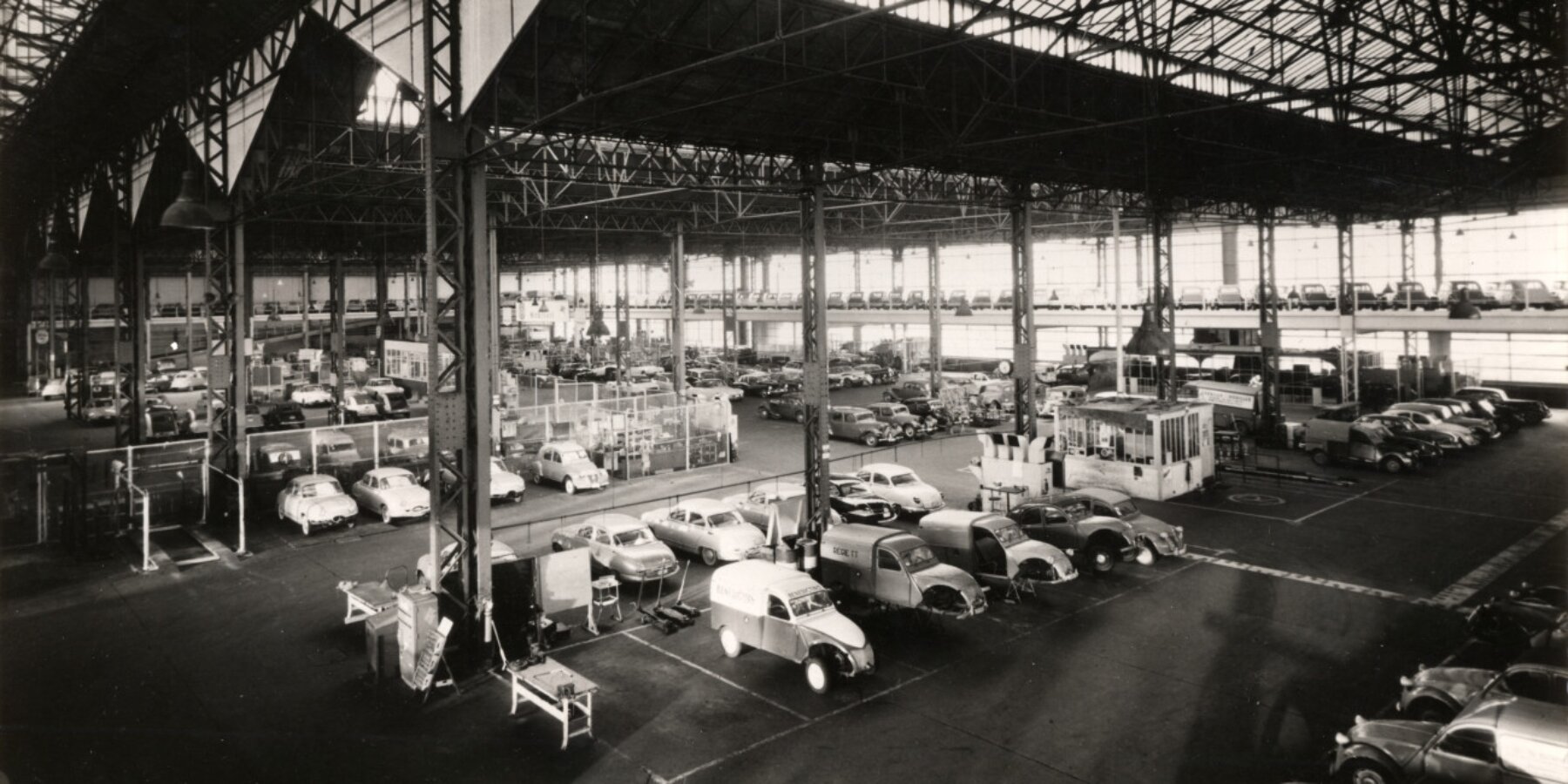 kanal-cultural-complex-brussels-reopens-exhibition-centre-pompidou-collection-designboom-ban