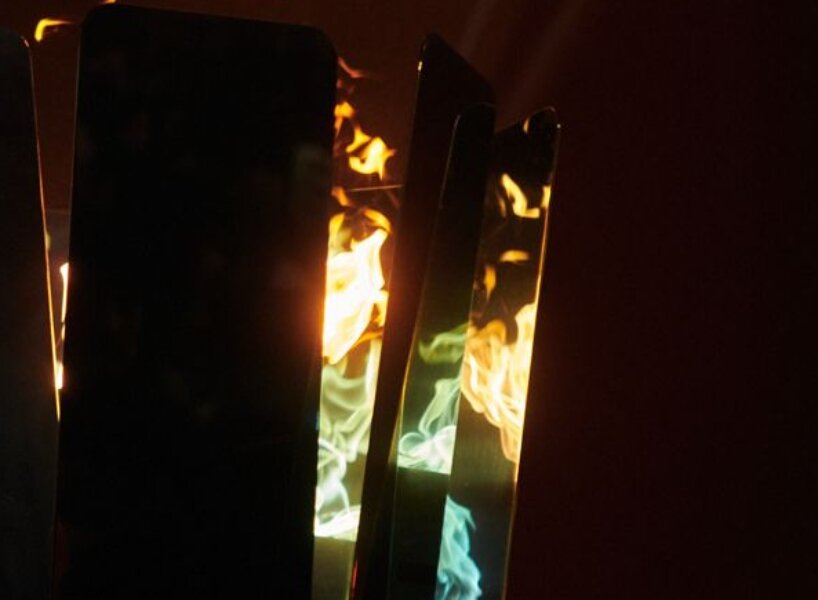 the design relies on the Venturi effect, drawing in more air to keep the combustion going