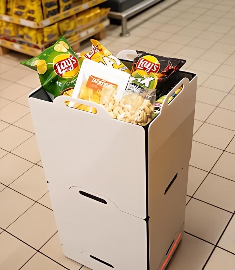 MOBI self-driving robotic cart makes shopping trips easier