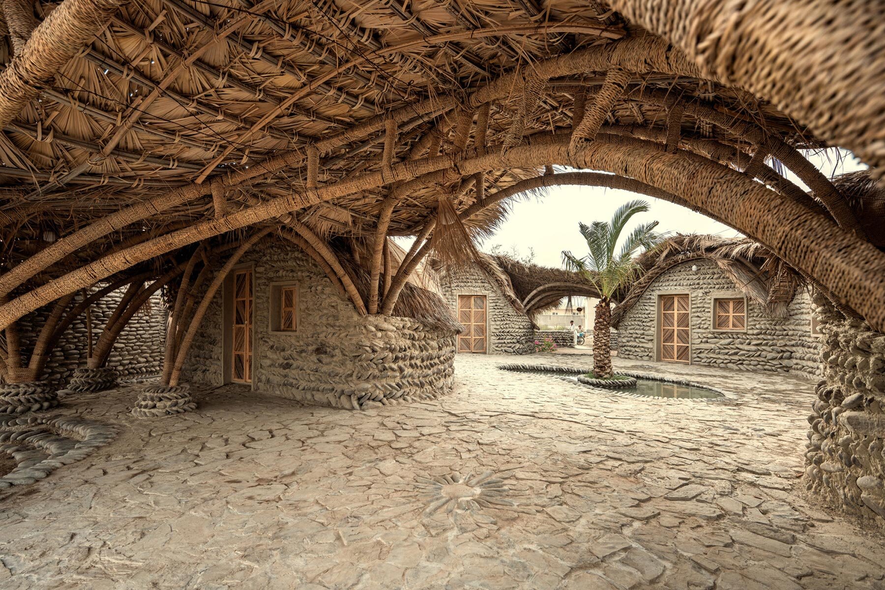 nedarag-guesthouse-community-kahnanikash-baluchestan-iran-nextoffice-designboom-1800-2