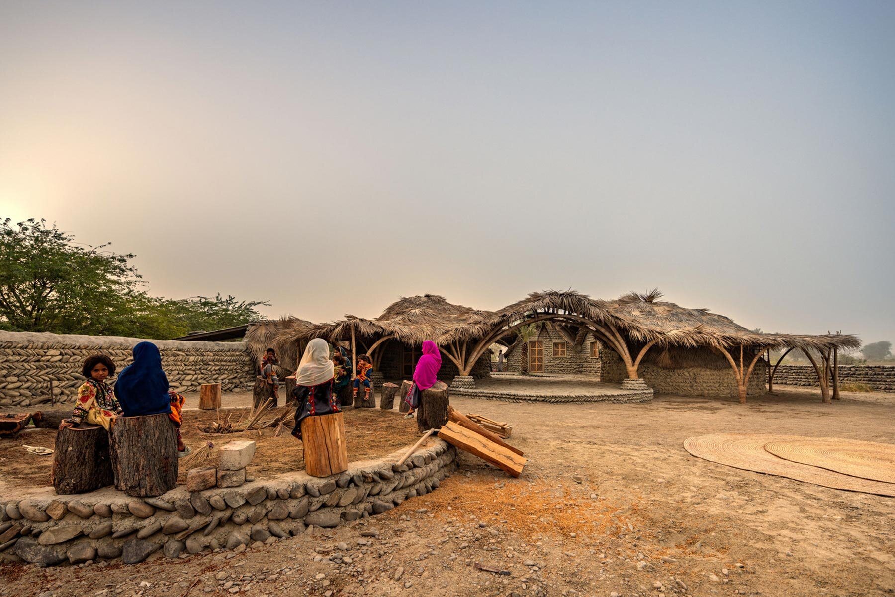nedarag-guesthouse-community-kahnanikash-baluchestan-iran-nextoffice-designboom-1800-3