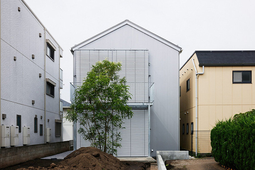 schemata architects transforms japanese machiya townhouse into flexible workspace
